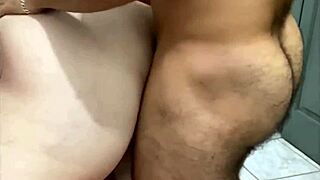 meu jehito gostoso gozando em mim de quatro