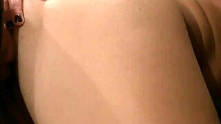 Pussylicking lesbian beauty gets hazed