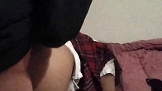 tiene 18 y ya engaña al novio cogiendo con otro