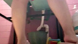 Latina wife grabs her delicious ass