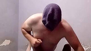 hot 18yo schoolgirl gets pegged doggystyle by stepdaddy 😳