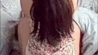 Quay Ln Camera Nha Cap Doi Chich Nhau