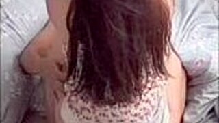 Quay Ln Camera Nha Cap Doi Chich Nhau