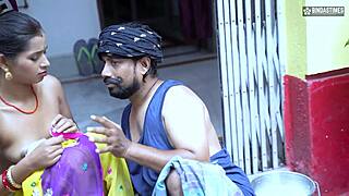 Did doodhwala fuck cute bhabhi outdoors when husband caught them