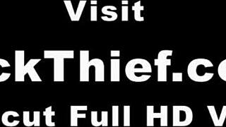 도둑질하다 잡힌 틴들이 변태 경찰관의 하드코어 자유 거래 직면