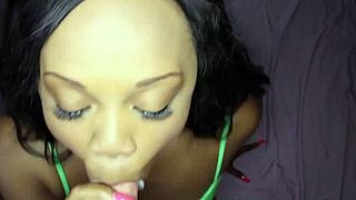 Može li Jayden Starr da izdrži taj ogromni kurac u svom velikom dupetu?