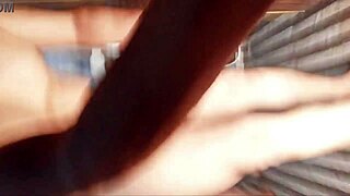 Asijská teen 18+ tvrdě jezdí na kurci ve sprše s prdelním jebáním