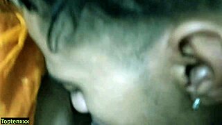 हॉट भाभी टीन देवर इंडियन फैमिली सेक्स में क्रिम्पाई करते हैं