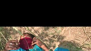 Desi punca se skloni za prvo spolno dejanje v džungli