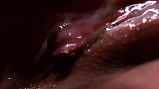 那么，你准备探索这个新恋物癖吗？这个18+少女激烈内射特写