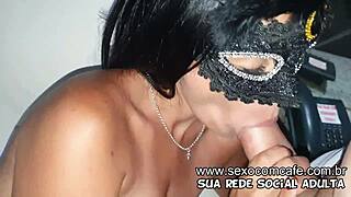 Filmé a la novinha Bella Bandida tocándose y terminó montando duro - completo en Xvideos Red