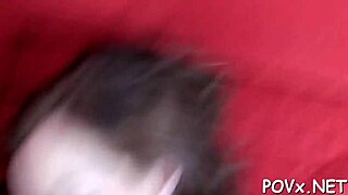 Hey, jóvenes legales 18+, ¿quieren mostrar esos coños afeitados apretados?