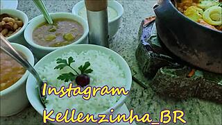 Tæve Inde I Uberen! Latina College Babe Viser Sin Store Naturlige Røv!