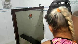 फुटबॉल का पसीना भरा नौजवान, मेरी चूत नहीं रुकी, देखना चाहते हो?