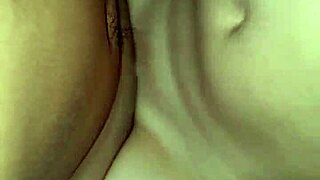 เฮ้ย ดูคู่เอเชียร้อนๆ กำลังเมาเซ็กซี่กัน!