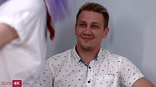 Mia cheers, kayaknya dua kontol isiin remaja kurus rambut ungu 18+, omg!