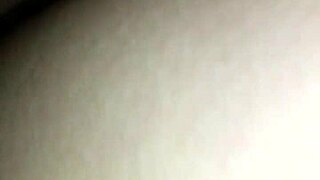 Jeune Avec Un Camel Toe Parfait Se Fait Pilonner La Chatte Gonflée Par Une Bite Dure. Tellement Mouillée Et Sauvage !