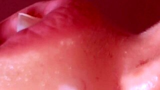 Knulla mig hårt, avsluta på mina slutiga collegpattar! Jag längtar efter anal!