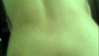 Meine schüchterne kurvige Latina-Uni-Freundin will gefilmt werden nach Video-Fund.