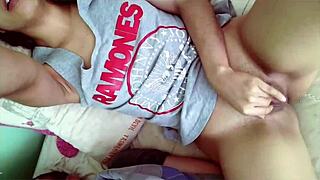 Dotýkám se své těsné kundy pro fanoušky telegram skupiny