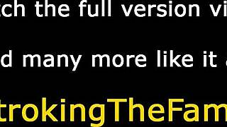 Malá mladá dostává tvrdě od cougar tchyně s hračkami v HD