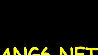 Йо, хочешь увидеть, как эту шикарную красотку трахают доггистайлом? Ее тугое тело не выдерживает!