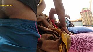 Ei, você fodeu sua professora particular na casa dela?