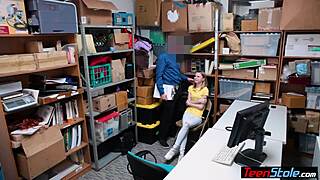 โจรสาวรัสเซียร้องไห้หน้าอกเล็กโดนลงโทษเย็ดแรง