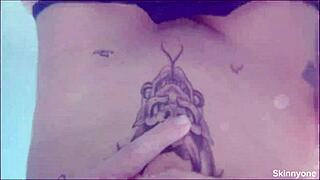 Piccola ragazza affronta cazzo mostro in sesso selvaggio pubblico bosco