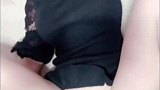 Любопытная фотосессия превращается в интимные забавы с милой тайской девчонкой