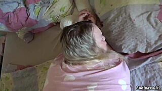 jutranja rutina postane pikantna pred odhodom na delo