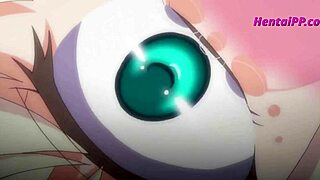 两个火辣动漫美女在运动场上狂干