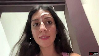 Kupil bom dekletu karkoli, če hodi s spermo na obrazu po supermarketu - sperma hoja