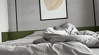 Ух, јебао сам своју пасторку и пријатељицу у дупе први пут.