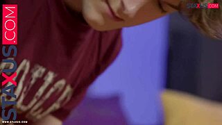 Staxus - Min Ven Og Jeg Har Sjov Med Massager Og Sexlegetøj Når Forældrene Er Væk