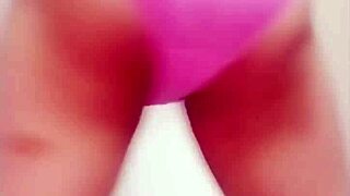 인도 쉬메일의 핫한 누드 무지라 댄스 야외에서