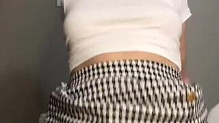 嘿，看我吸和骑牛仔式 POV