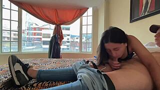 O kadar azmıştım ki partnerimin kondomunu çıkardım. Ofiste amıma boşalıyor!