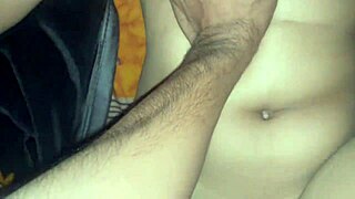 Office mein boss ke saath steamy affair se hot kya?