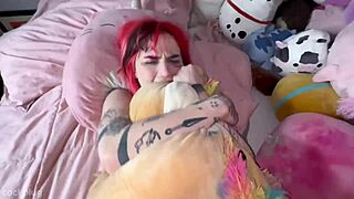 Starfire jazdi na kokte v interrasovej vysokoškolskej scéne s blowjobom a amatérskou kurvou akciou